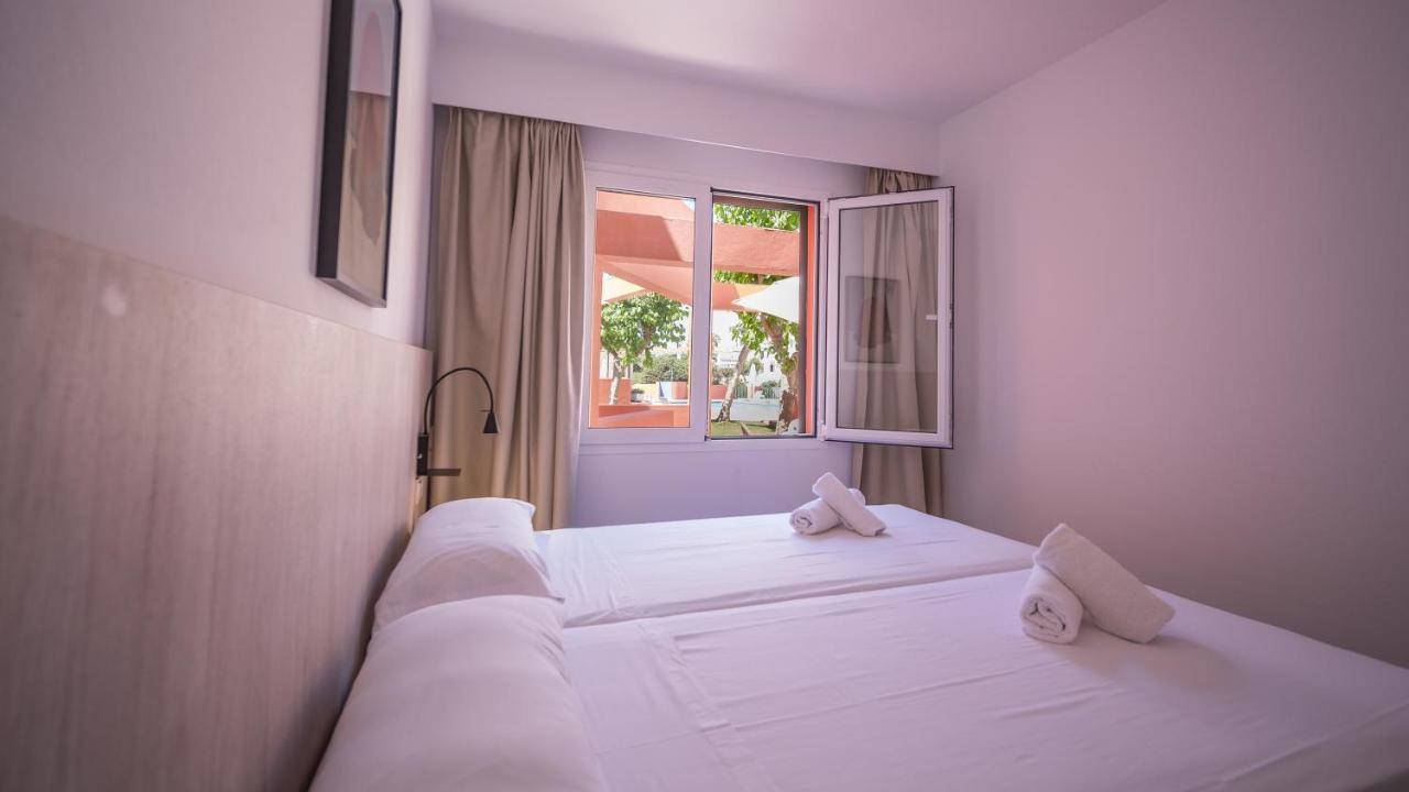Sant Joan Apartaments - Adults Only Cala'N Blanes  Екстер'єр фото