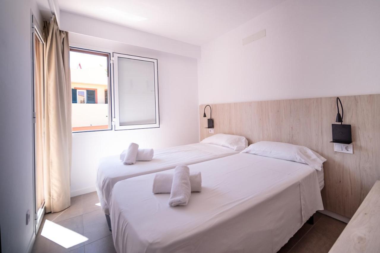Sant Joan Apartaments - Adults Only Cala'N Blanes  Екстер'єр фото