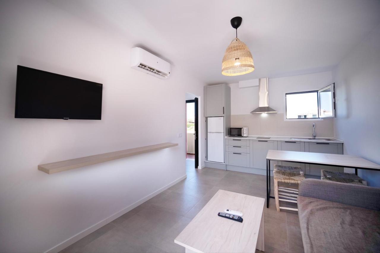 Sant Joan Apartaments - Adults Only Cala'N Blanes  Екстер'єр фото